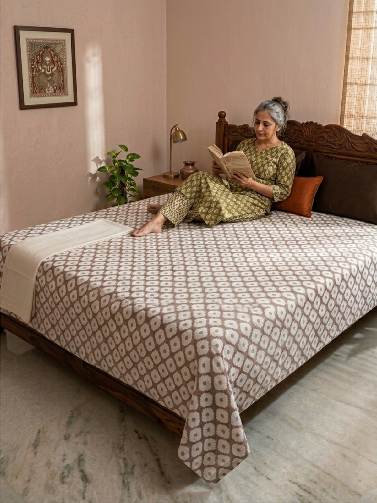 Moti Handwoven Banarasi Bedsheets